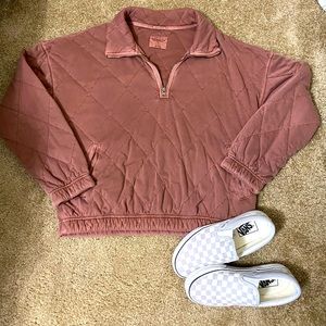 Abercrombie & Fitch quilted pullover.